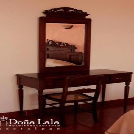 Hotel Posada Dona Lala トラコタルパン エクステリア 写真