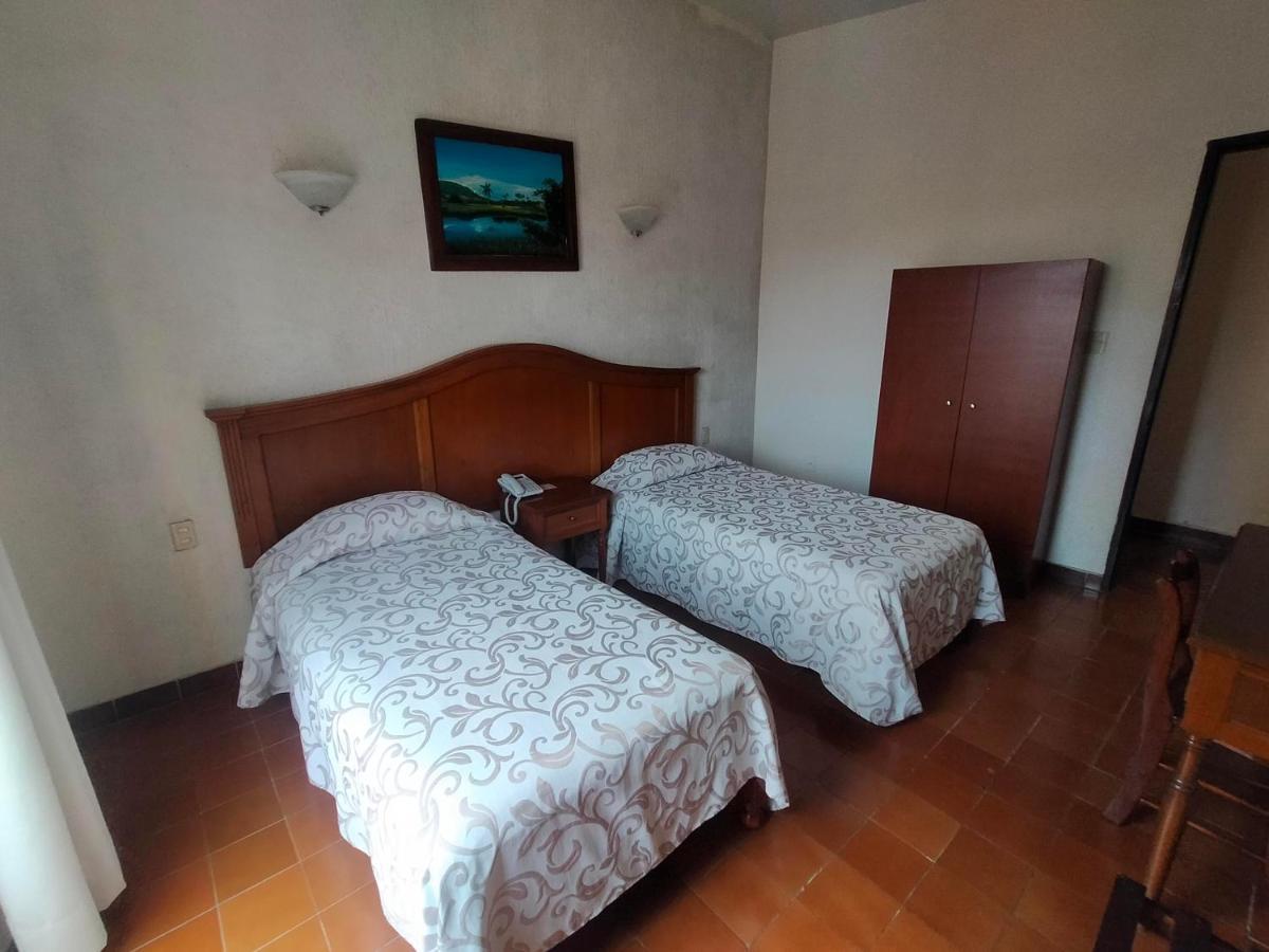 Hotel Posada Dona Lala トラコタルパン エクステリア 写真