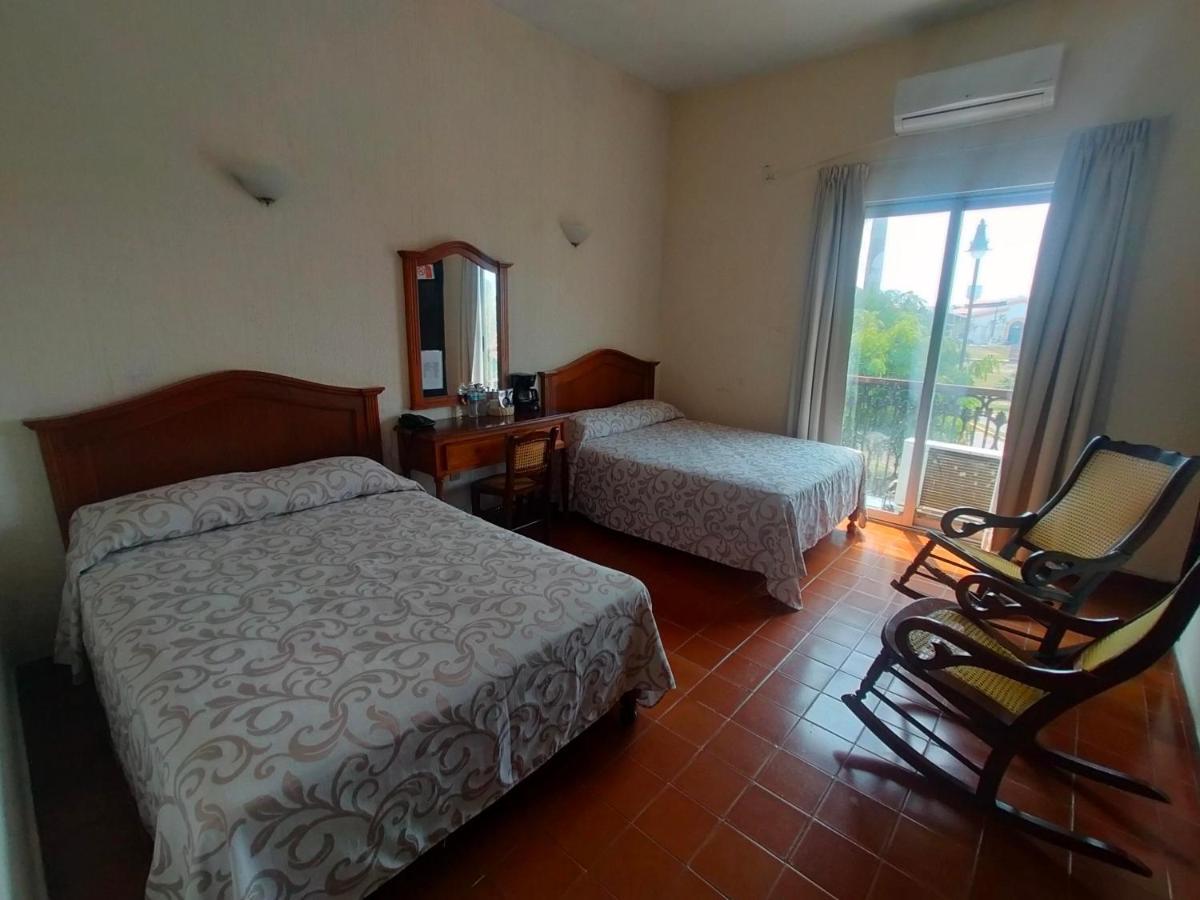 Hotel Posada Dona Lala トラコタルパン エクステリア 写真