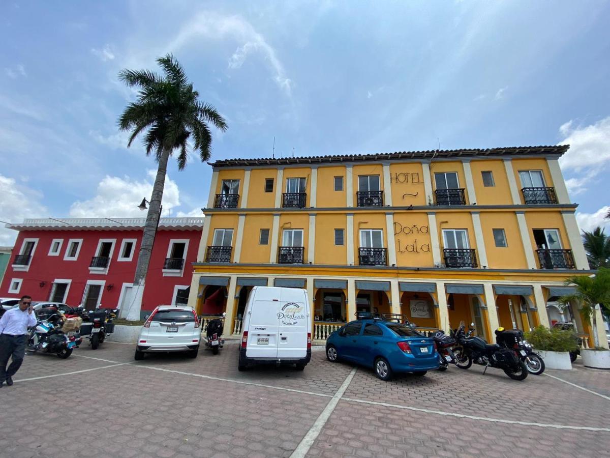 Hotel Posada Dona Lala トラコタルパン エクステリア 写真