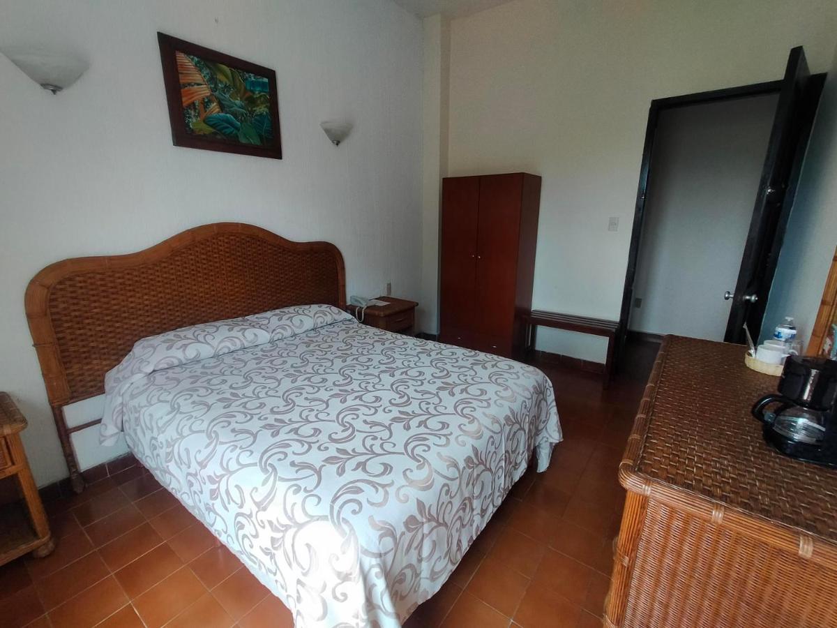 Hotel Posada Dona Lala トラコタルパン エクステリア 写真