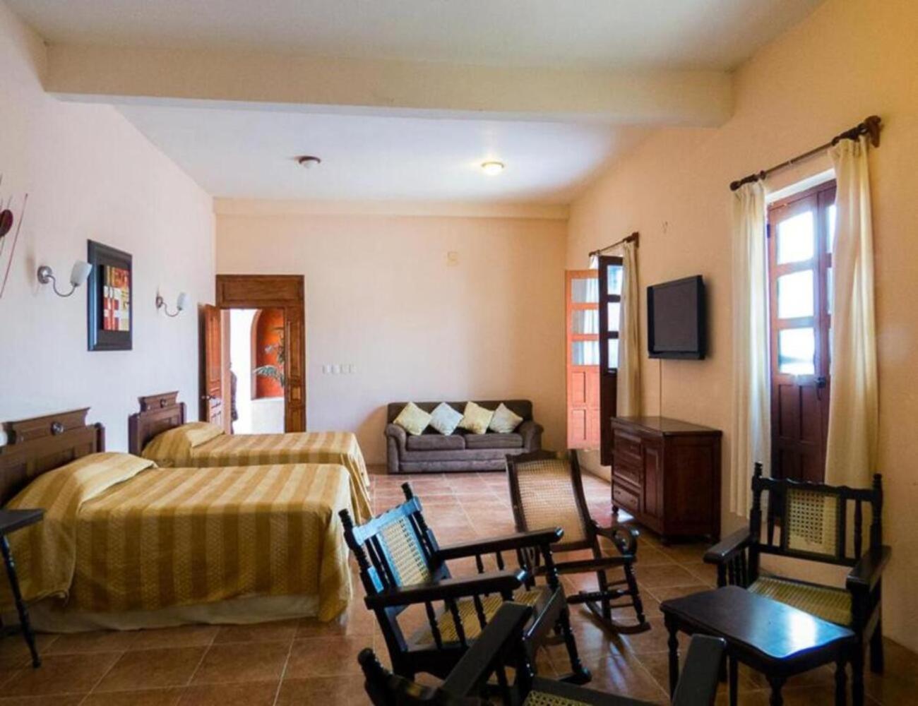Hotel Posada Dona Lala トラコタルパン エクステリア 写真