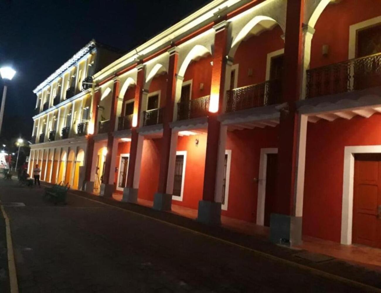 Hotel Posada Dona Lala トラコタルパン エクステリア 写真