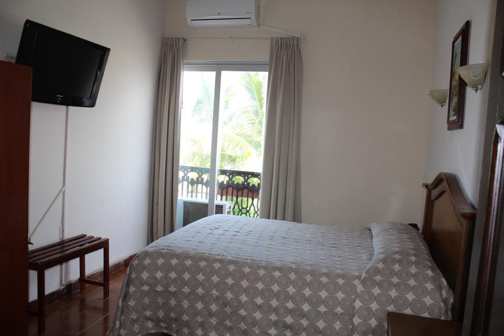 Hotel Posada Dona Lala トラコタルパン エクステリア 写真